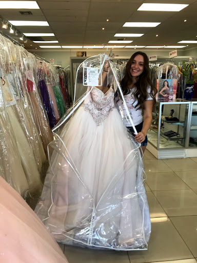 Bridal Shop «Modabella Bridals», reviews and photos, 1433 W 49th St, Hialeah, FL 33012, USA