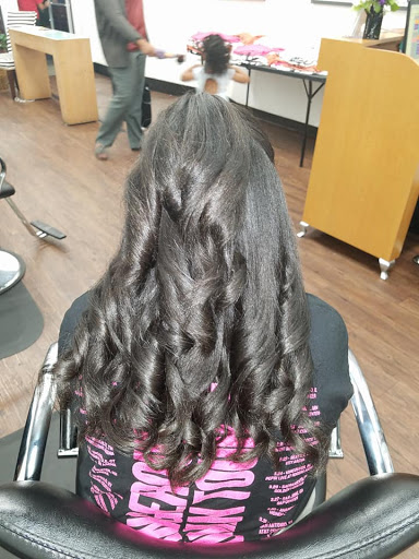 Hair Salon «Natural Do», reviews and photos, 339 E Weber Ave, Stockton, CA 95202, USA
