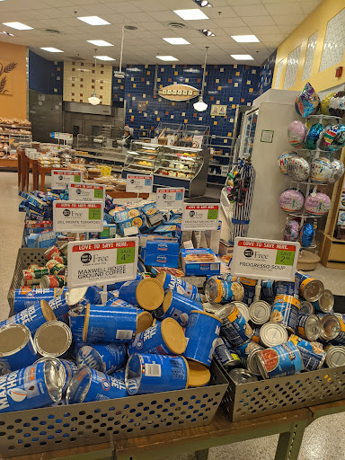 Publix Pharmacy at Winter Haven Square, 6031 Cypress Gardens Blvd, Winter Haven, FL 33884, USA, 