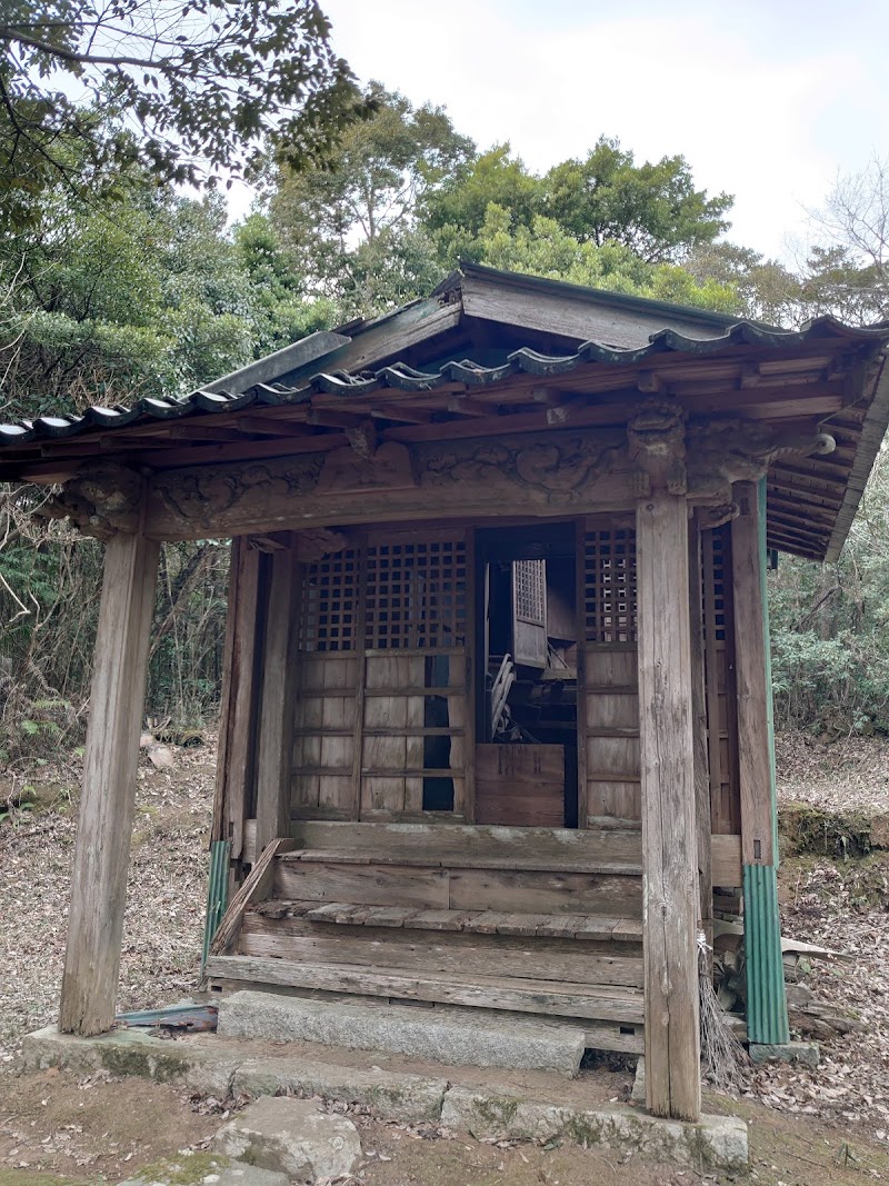 櫟原神社