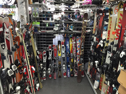 Sporting Goods Store «Play It Again Sports», reviews and photos, 2598 Willamette St, Eugene, OR 97405, USA