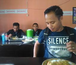 Warung Makan Putri photo