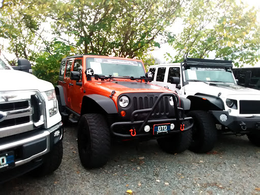 Car Dealer «Dealers Trade Outlet», reviews and photos, 16327 Lee Hwy, Gainesville, VA 20155, USA