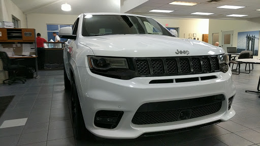 Car Dealer «Falls Chrysler Jeep Dodge», reviews and photos, 4100 State Rd, Cuyahoga Falls, OH 44223, USA
