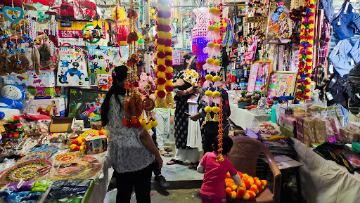 Delhi Novelties Gift Palace