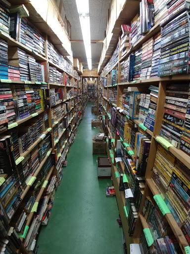 Book Store «Chamblin Bookmine», reviews and photos, 4551 Roosevelt Blvd, Jacksonville, FL 32210, USA