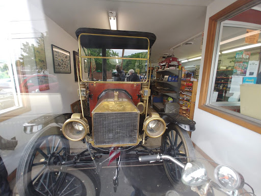 Auto Body Shop «Helms Service Station», reviews and photos, 408 W Harford St, Milford, PA 18337, USA