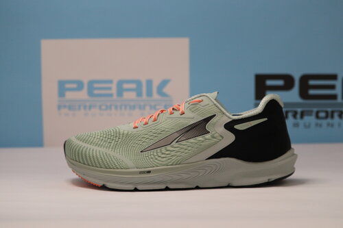 Running Store «Peak Performance - The Running Store», reviews and photos, 519 N 78th St, Omaha, NE 68114, USA