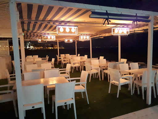 Información y opiniones sobre Chiringuito Galápagos de Rota