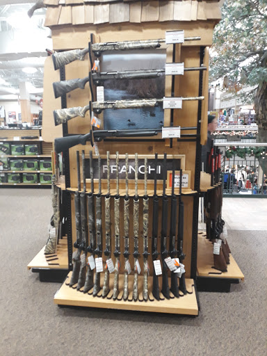 Sporting Goods Store «SCHEELS», reviews and photos, 1850 Adams St, Mankato, MN 56001, USA