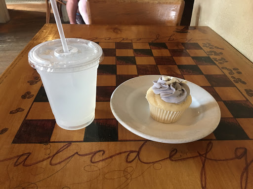 Coffee Shop «Kibo Midnight Oil Coffeehouse», reviews and photos, 801 E Race Ave, Searcy, AR 72143, USA