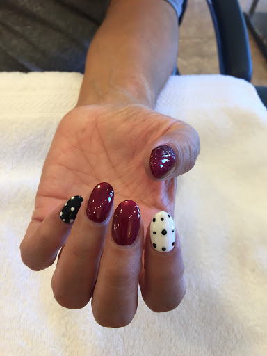 Nail Salon «Shiloh Nails & Spa», reviews and photos, 6580 Hembree Ln # 253, Windsor, CA 95492, USA