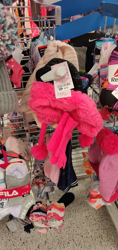 Clothing Store «Ross Dress for Less», reviews and photos, 3201 Eastway Dr, Charlotte, NC 28205, USA