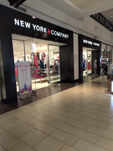 Shopping Mall «St. Charles Towne Center», reviews and photos, 11110 Mall Cir, Waldorf, MD 20603, USA