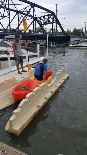 Canoe & Kayak Store «West River Paddle Sports», reviews and photos, 655 W River Rd, Vermilion, OH 44089, USA