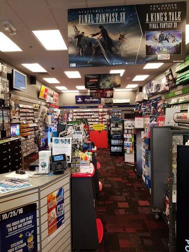 GameStop, 2285 Black Rock Turnpike #5, Fairfield, CT 06825, USA, 