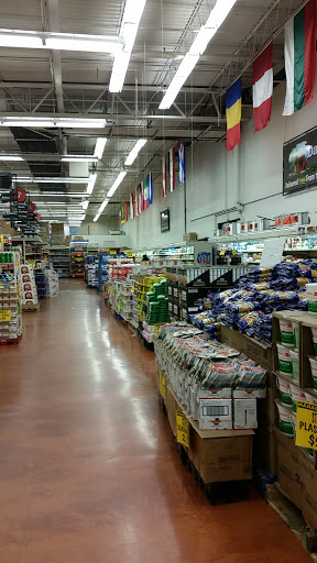 Grocery Store «Super Fresh Market», reviews and photos, 1700 N Lewis Ave, Waukegan, IL 60085, USA