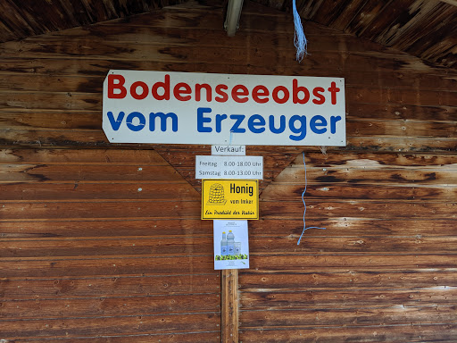 Gemüsestand / Bodenseeobst vom Erzeuger