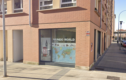 Imagen del negocio Mundo World School en Pamplona, Navarra