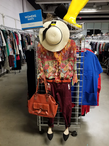 Thrift Store «Goodwill Central Texas - Lakeway», reviews and photos, 1901 RR 620 South, Lakeway, TX 78734, USA