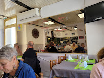 Atmosphère du Restaurant La Promenade à Ille-sur-Têt - n°2