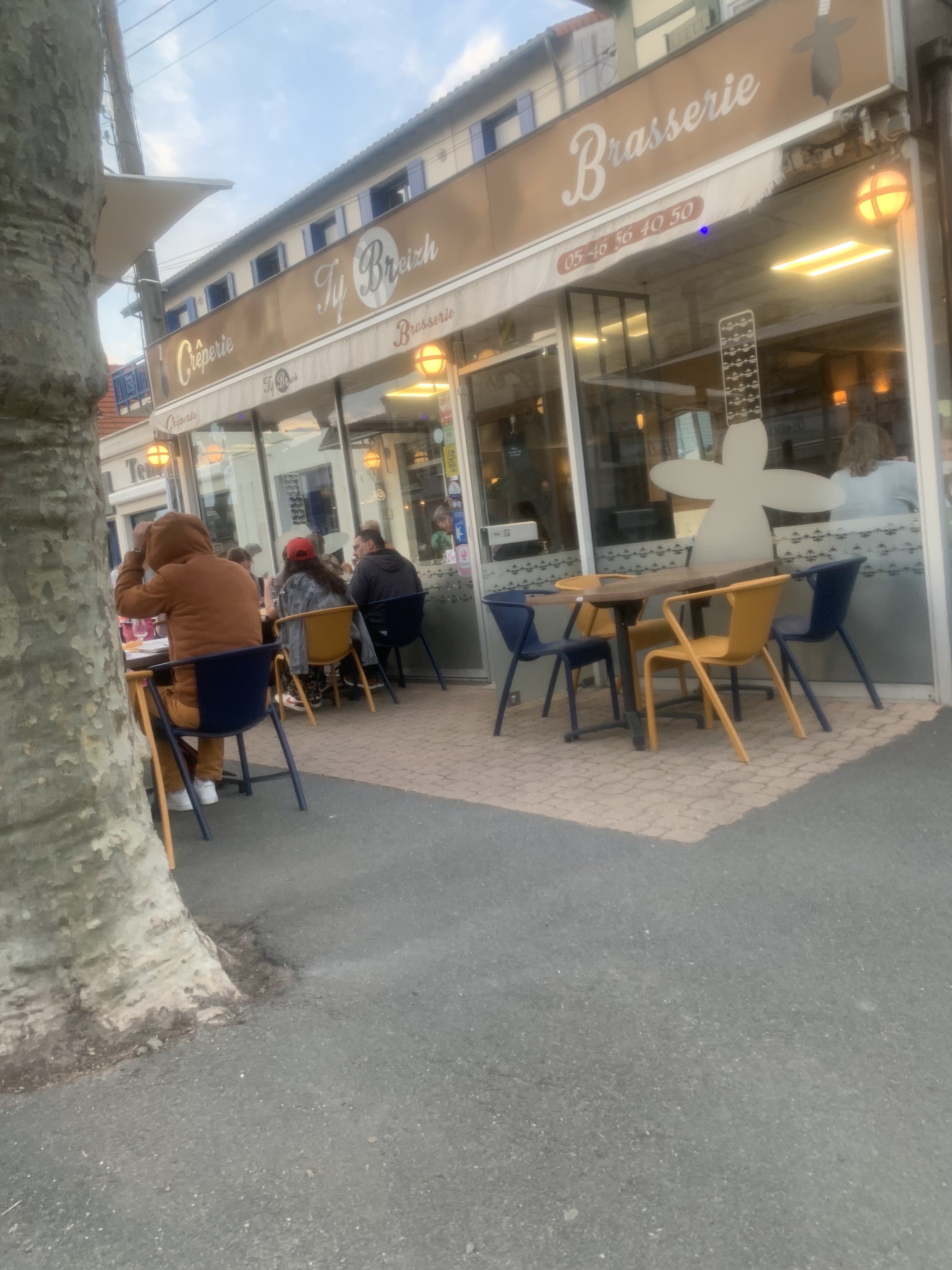 Photo n° 2 de l'avis de Claude.e fait le 19/05/2023 à 19:15