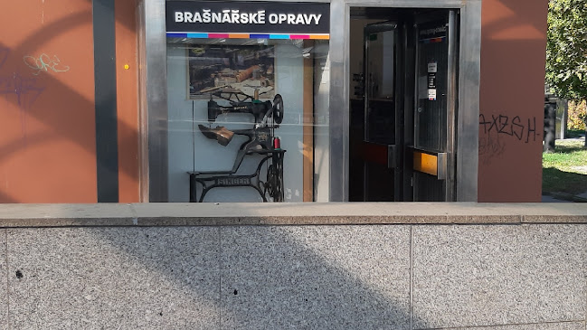 Recenze na Výroba klíčů čipů, oprava obuvi brašnářství. Metro Skalka v Praha - Zámečnictví