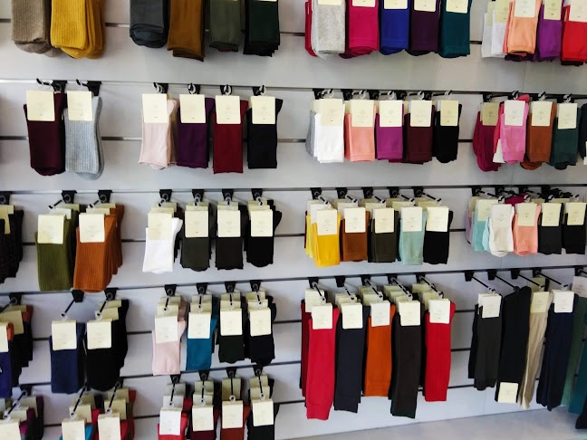 Opinii despre Pedemeia - Porto Foz în Porto - Loja de roupa