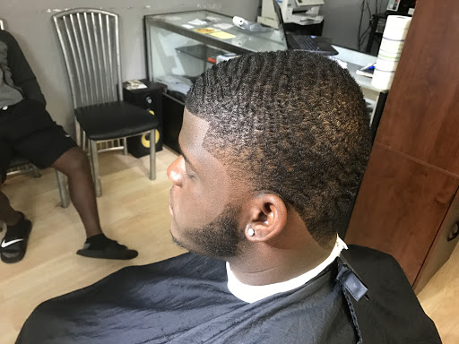 Barber Shop «Pro-Kutz Barbershop LLC.», reviews and photos, 7220 Edgewater Dr, Lockhart, FL 32810, USA