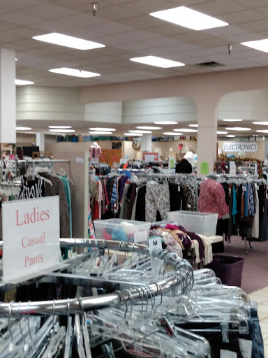 Thrift Store «Threads Of Hope Thrift Store», reviews and photos, 230 Woodmere Mall, Crossville, TN 38555, USA