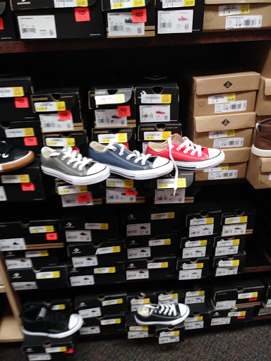 Shoe Store «Shoe Dept.», reviews and photos, 4398 Dallas Fort Worth Turnpike #101, Dallas, TX 75211, USA