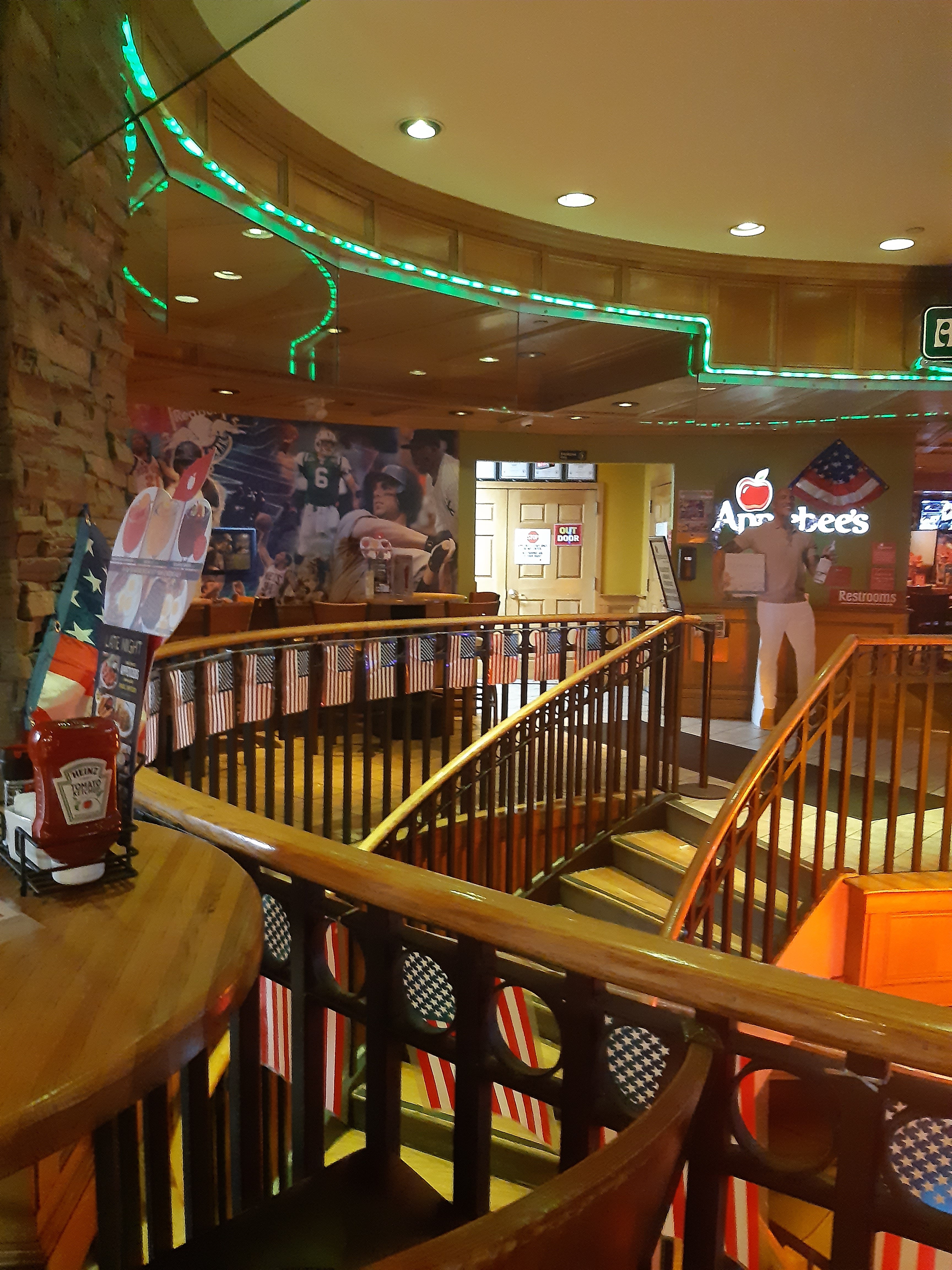 Picture of a place: Applebee&#39;s Grill + Bar