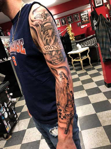 Tattoo Shop «Lucky DeVille Tattoo Co.», reviews and photos, 2333 Niagara Falls Blvd, Amherst, NY 14228, USA