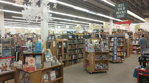 Book Store «Half Price Books», reviews and photos, 17145 W Bluemound Rd, Brookfield, WI 53005, USA