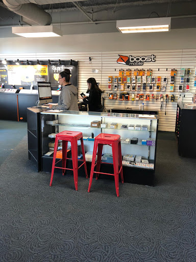 Computer Repair Service «SOLUTEK SYSTEMS - Apple, Samsung Repair Services», reviews and photos, 56 Edwards Village Blvd #115, Edwards, CO 81632, USA