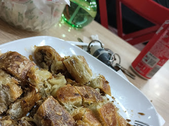 Çağla Börek