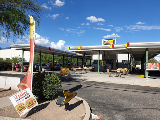 Sonic Drive-In, 3800 N 1st Ave, Tucson, AZ 85719, USA, 