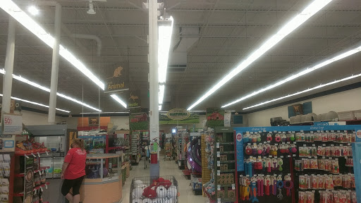 Pet Supply Store «Petco Animal Supplies», reviews and photos, 13127 N Dale Mabry Hwy, Tampa, FL 33618, USA