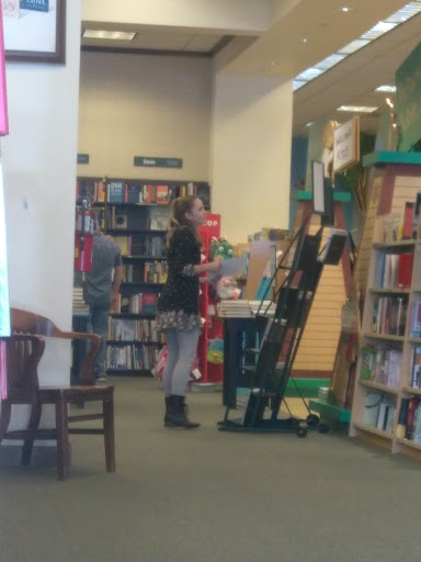 Book Store «Barnes & Noble Booksellers Valencia», reviews and photos, 23630 Valencia Blvd, Santa Clarita, CA 91355, USA