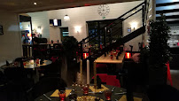 Atmosphère du Restaurant Le Carre Rouge à Laval - n°15