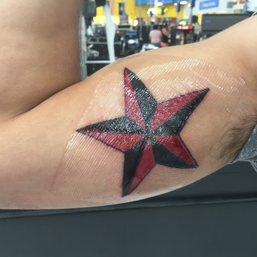 Tattoo Shop «Triple Threat Tattoos, LLC», reviews and photos, 58291 LA-433, Slidell, LA 70460, USA