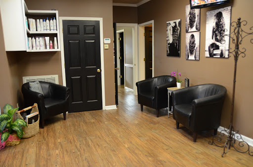 Day Spa «Blades Salon & Day Spa», reviews and photos, 231 N Main St, Madisonville, KY 42431, USA