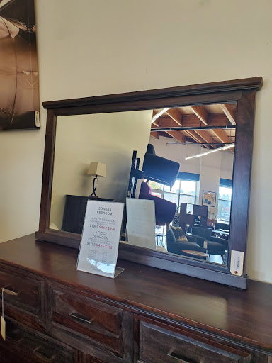 Furniture Store «Furniture Connexion», reviews and photos, 1800 NW Fairview Dr, Gresham, OR 97030, USA