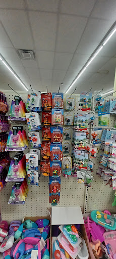 Dollar Store «Dollar Tree», reviews and photos, 3005 Wiley Blvd SW #120, Cedar Rapids, IA 52404, USA