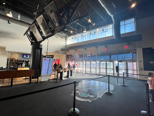 Movie Theater «Reading Cinemas Manville», reviews and photos, 180 N Main St, Manville, NJ 08835, USA