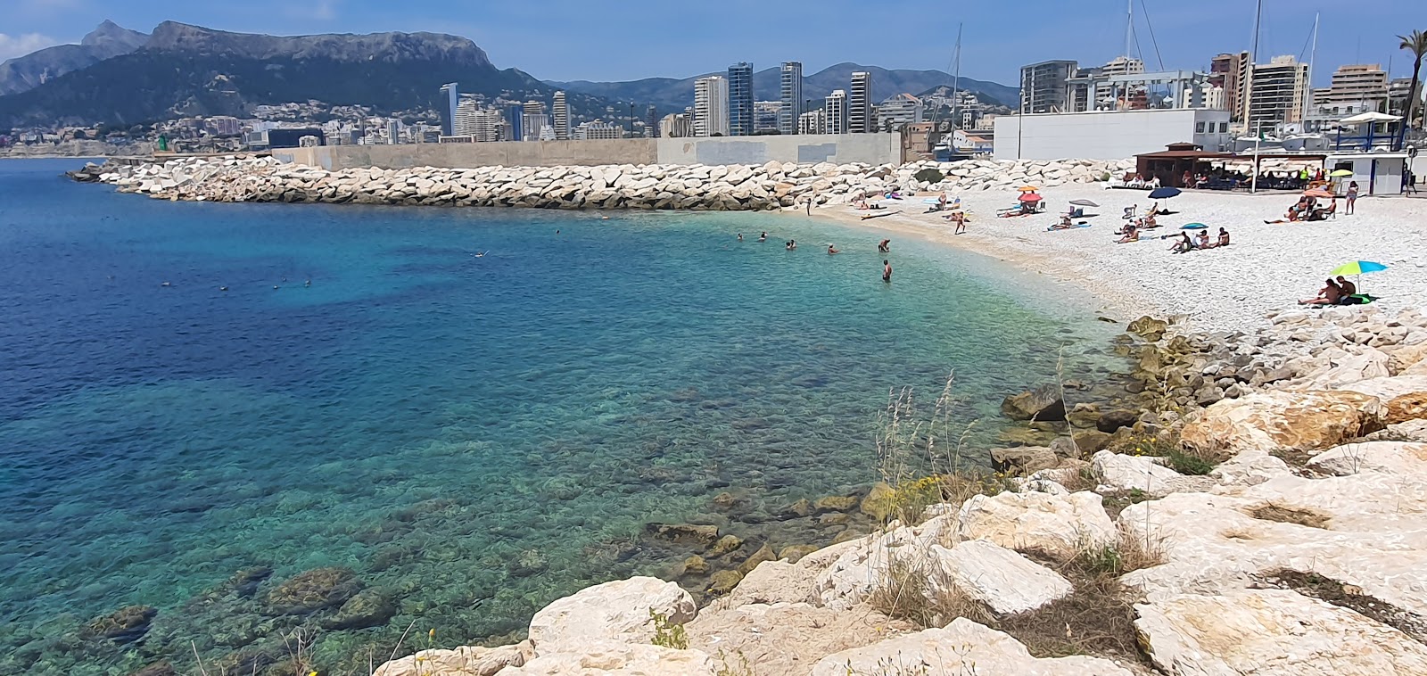 Photo de Cala el Raco zone des équipements