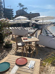 Photo n°28 de L' Effet Mer Plage à Antibes ()