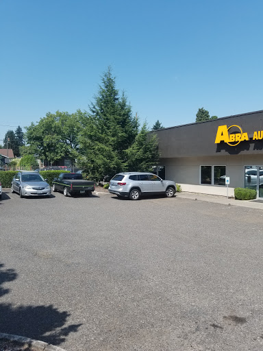Auto Body Shop «ABRA Auto Body & Glass - Cascade», reviews and photos, 2600 E 33rd St, Vancouver, WA 98663, USA