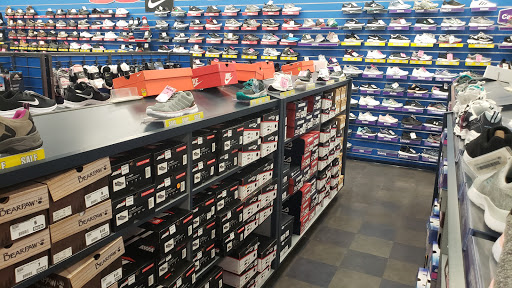 Sporting Goods Store «Big 5 Sporting Goods», reviews and photos, 745 S Main St, Cottonwood, AZ 86326, USA