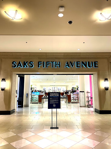 Department Store «Saks Fifth Avenue», reviews and photos, 1350 Polaris Pkwy, Columbus, OH 43240, USA